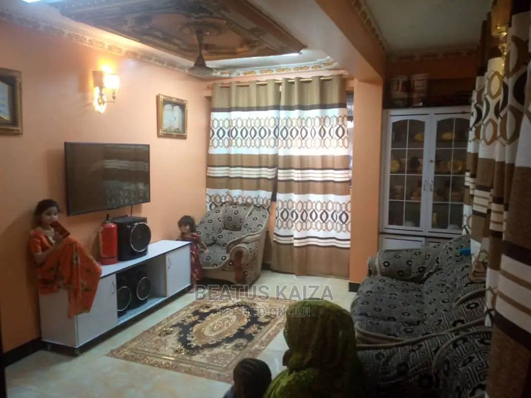 Furnished 3bdrm Apartment in Kariakoo Living for sale