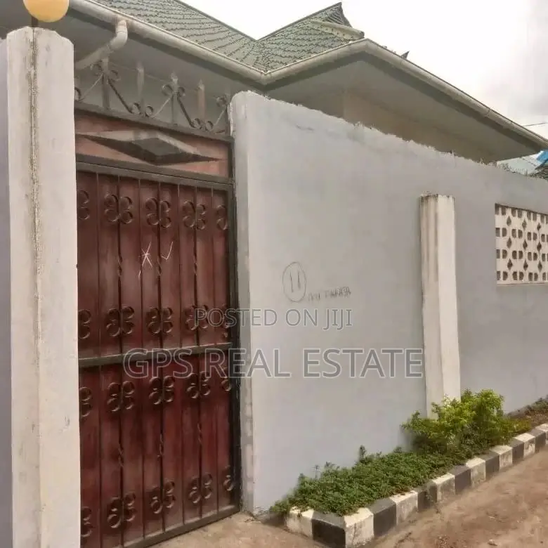 3bdrm House in Kinyerezi, Kinondoni for Sale