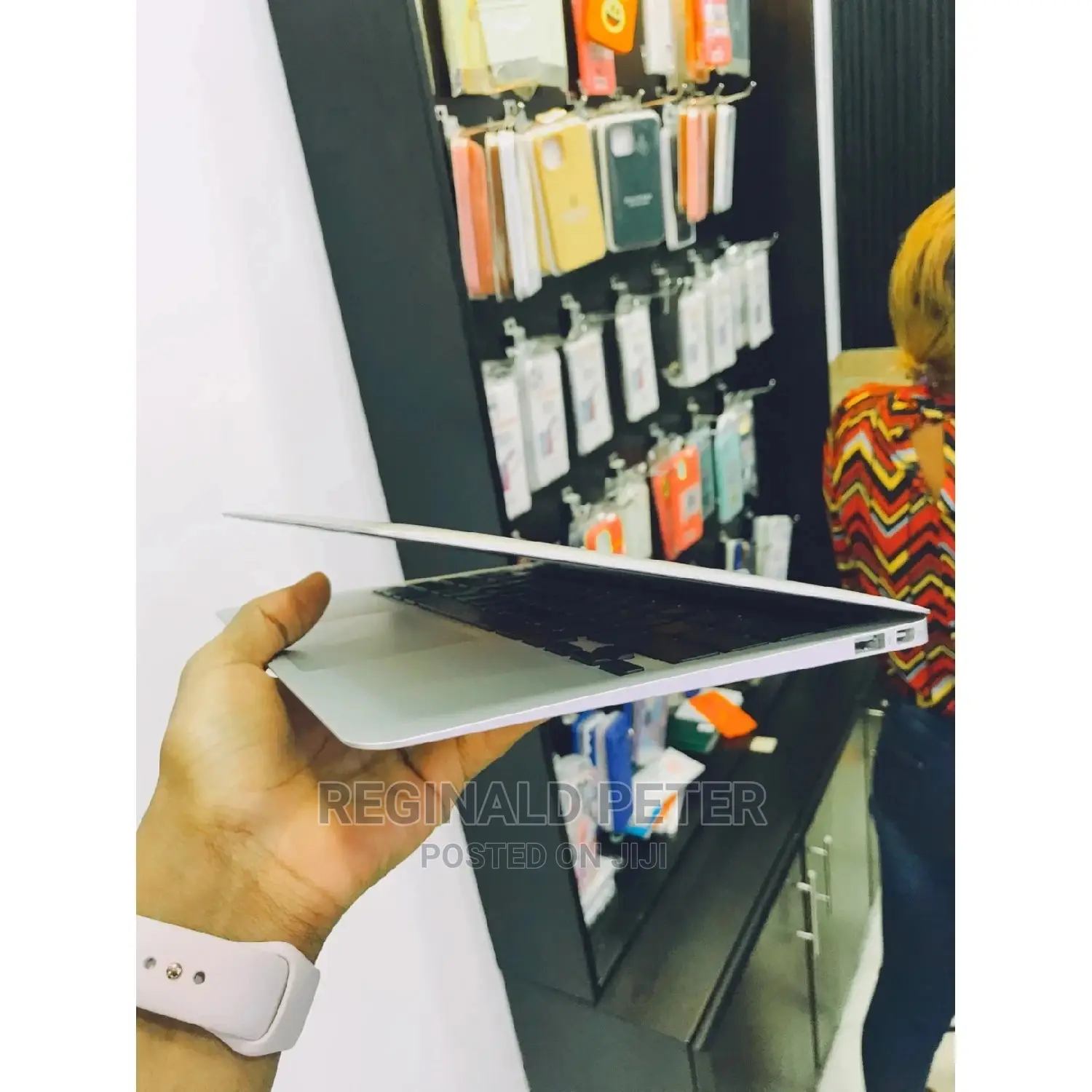 Laptop Apple MacBook Air 2010 2GB Intel Core 2 Duo SSD 128GB