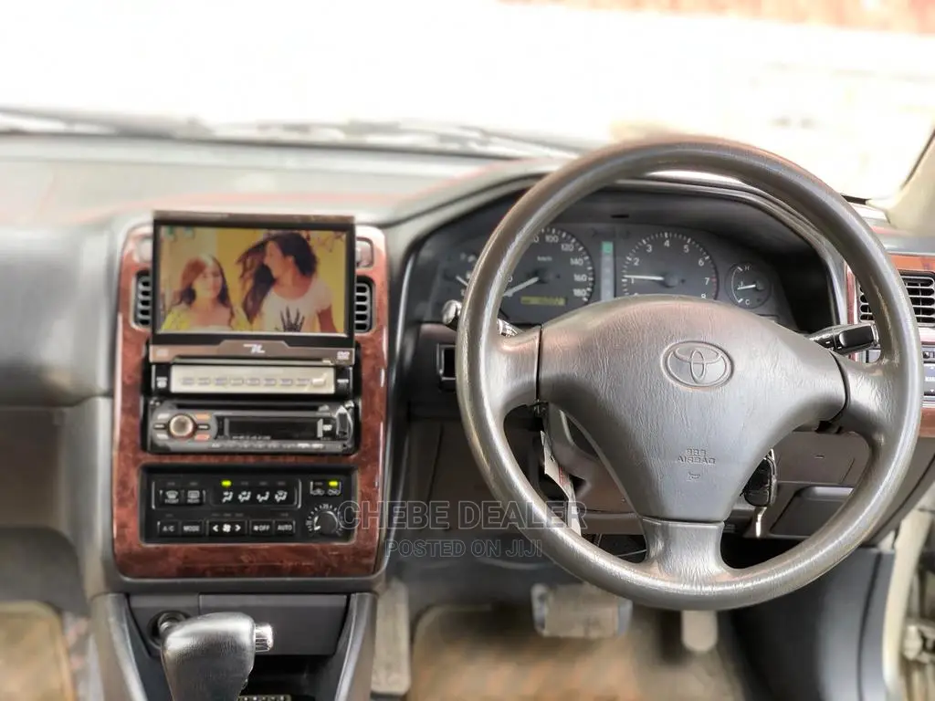 Toyota Carina 1999 Silver