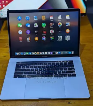 Laptop Apple MacBook Pro 2017 16GB Intel Core I7 SSD 512GB