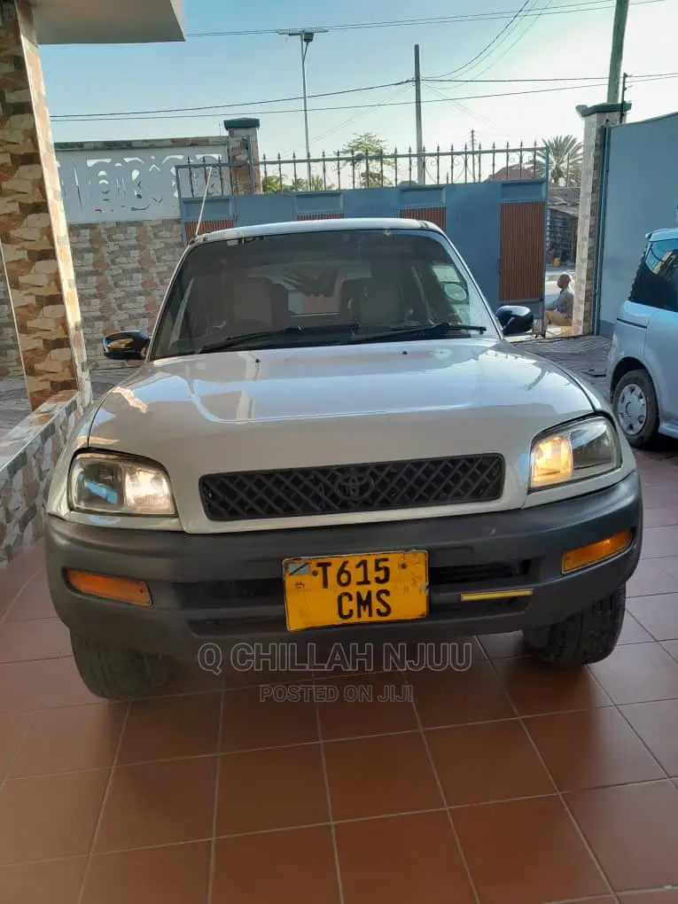 Toyota RAV4 Cabriolet 1998 White