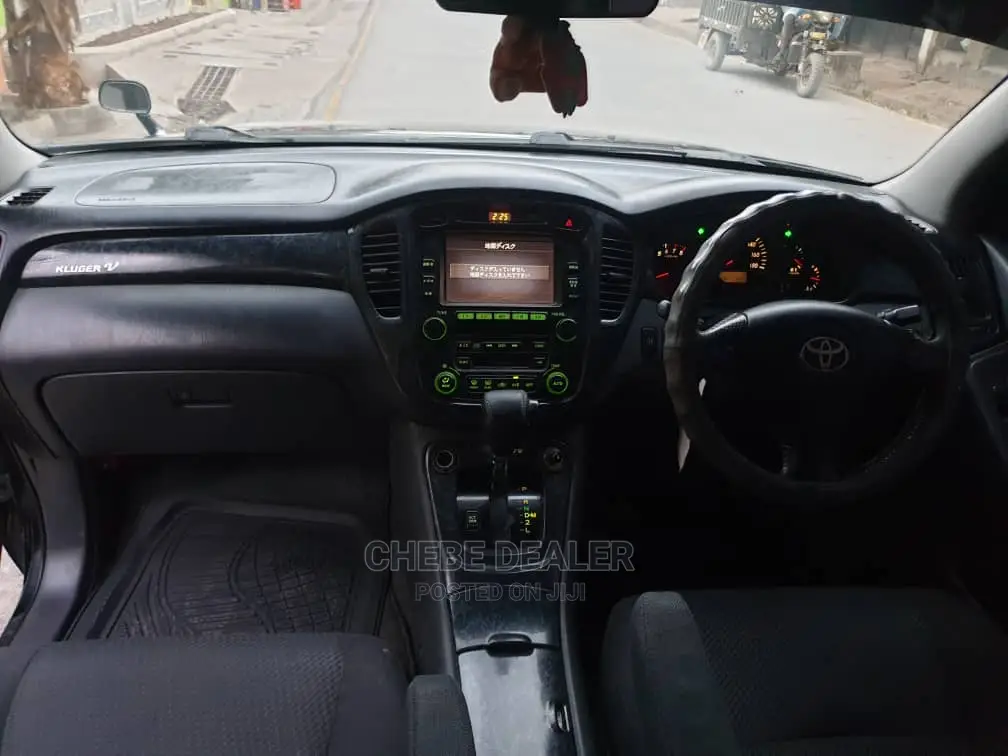 Toyota Kluger 2003 Black