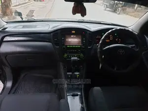 Toyota Kluger 2003 Black