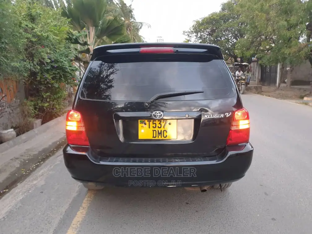 Toyota Kluger 2003 Black