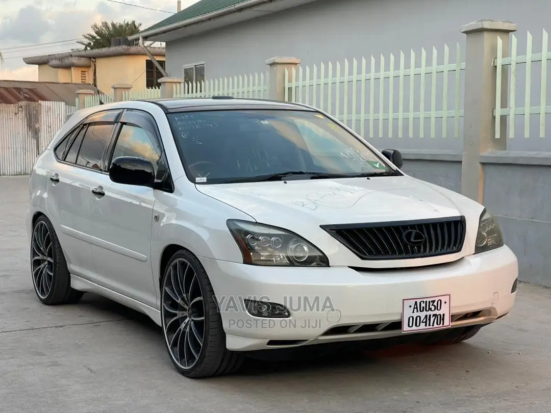 Toyota Harrier 2006 White