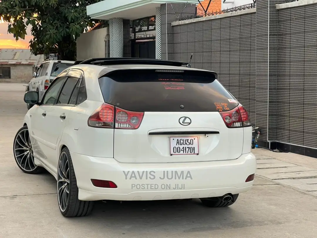 Toyota Harrier 2006 White
