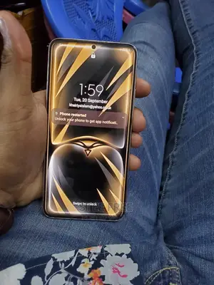 Samsung Galaxy S22+ 5G 256 GB Gold