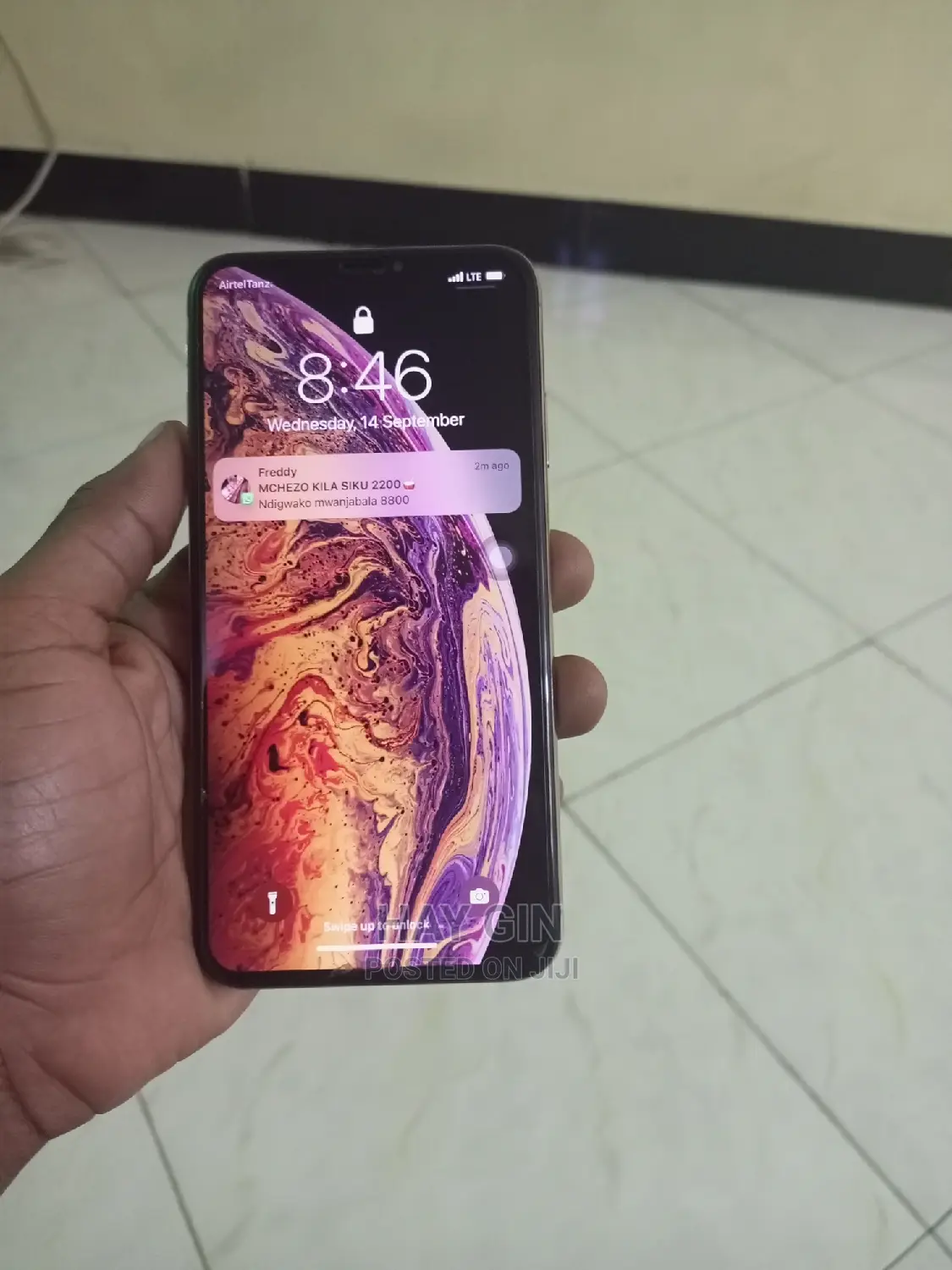 New Apple iPhone XS Max 64 GB Gold