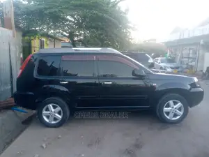 Nissan X-Trail 2.0 2005 Black