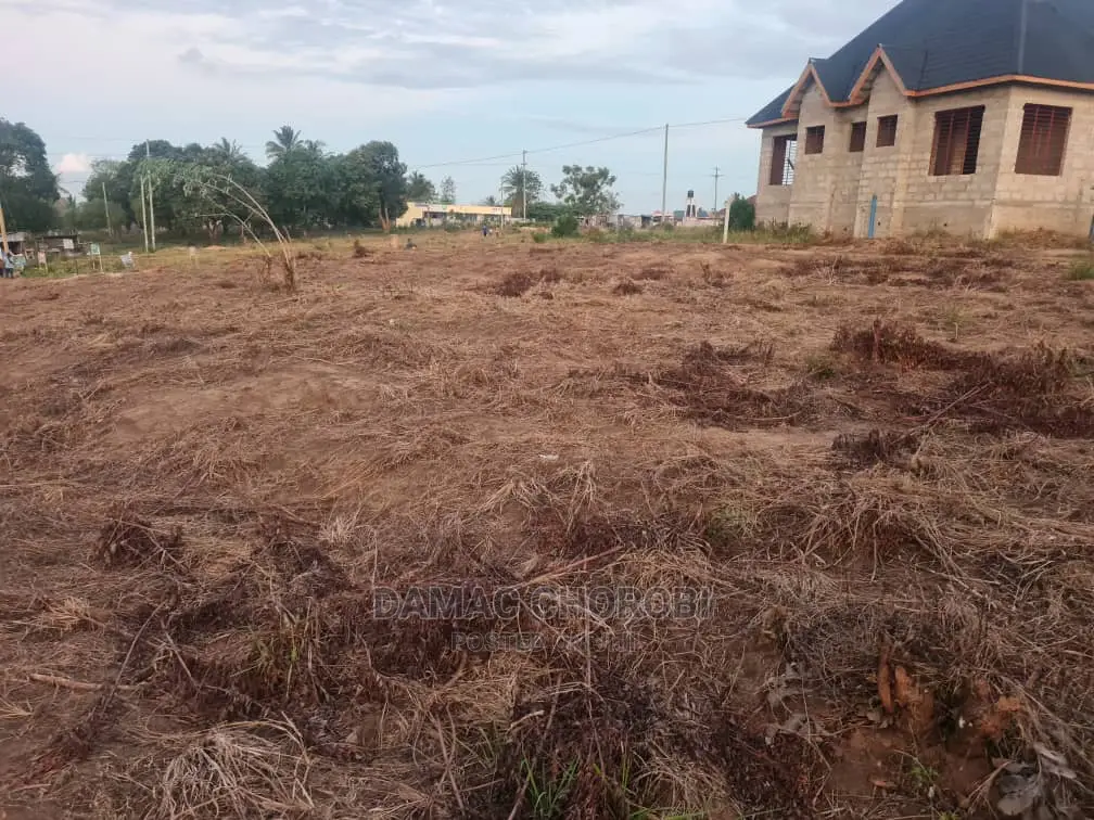 Qmt 3000 Pangani Kibaha Kilomita 2 Tu Kutoka Morogoro Road