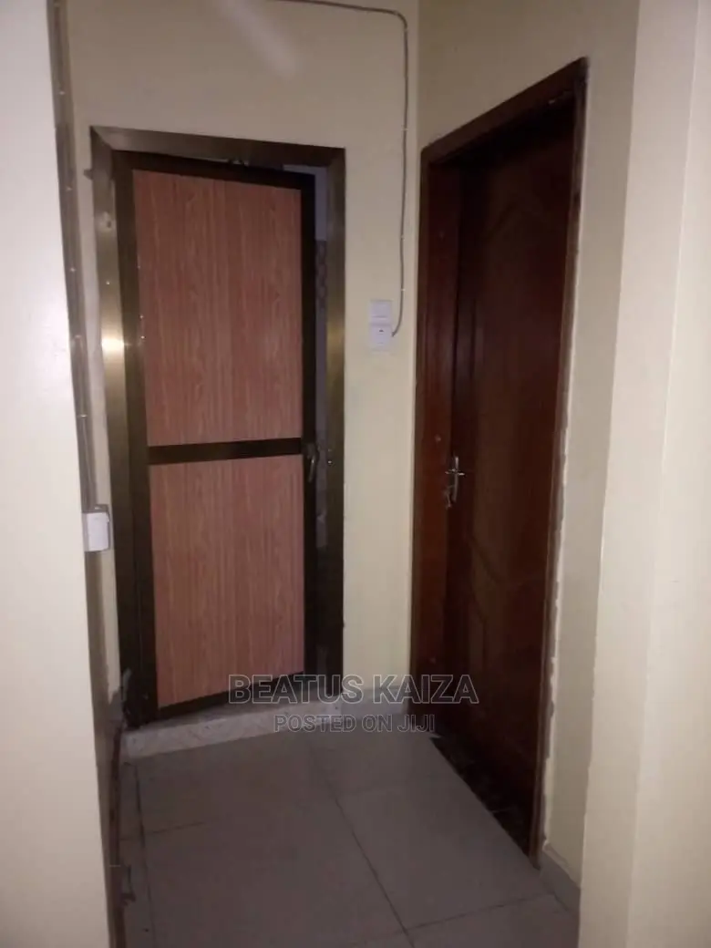 3bdrm Apartment in Kariakoo Narung'Ombe for rent