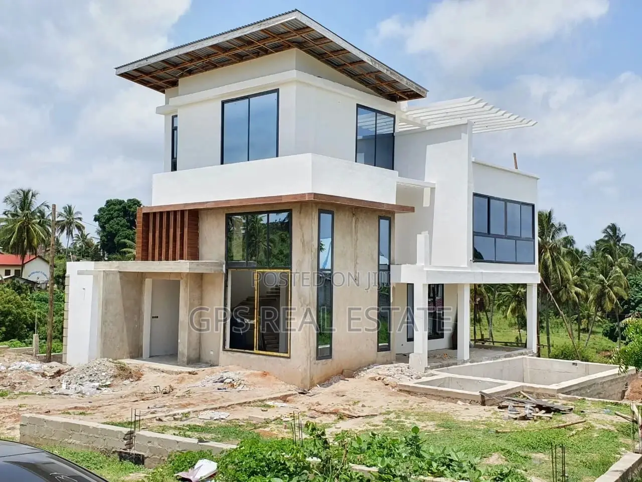 4bdrm House in Goba Magorofani, Kinondoni for Sale