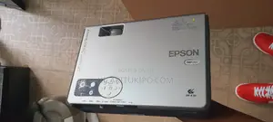 EPSON Projector Emp-765