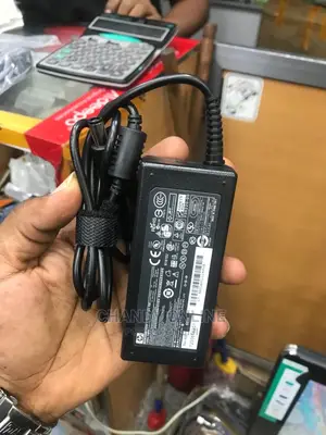 Laptop Charger Adapter 19V, 4.74A Big Pin for HP