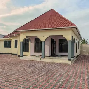 4bdrm Bungalow in Kigamboni Kibada for rent