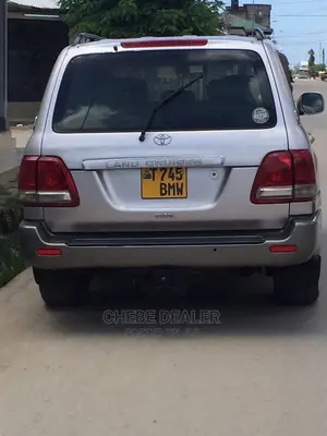 Toyota Land Cruiser 4.5 V8 VXR 2010 Silver