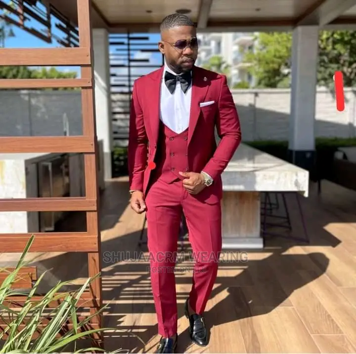 Causal Mens Suits