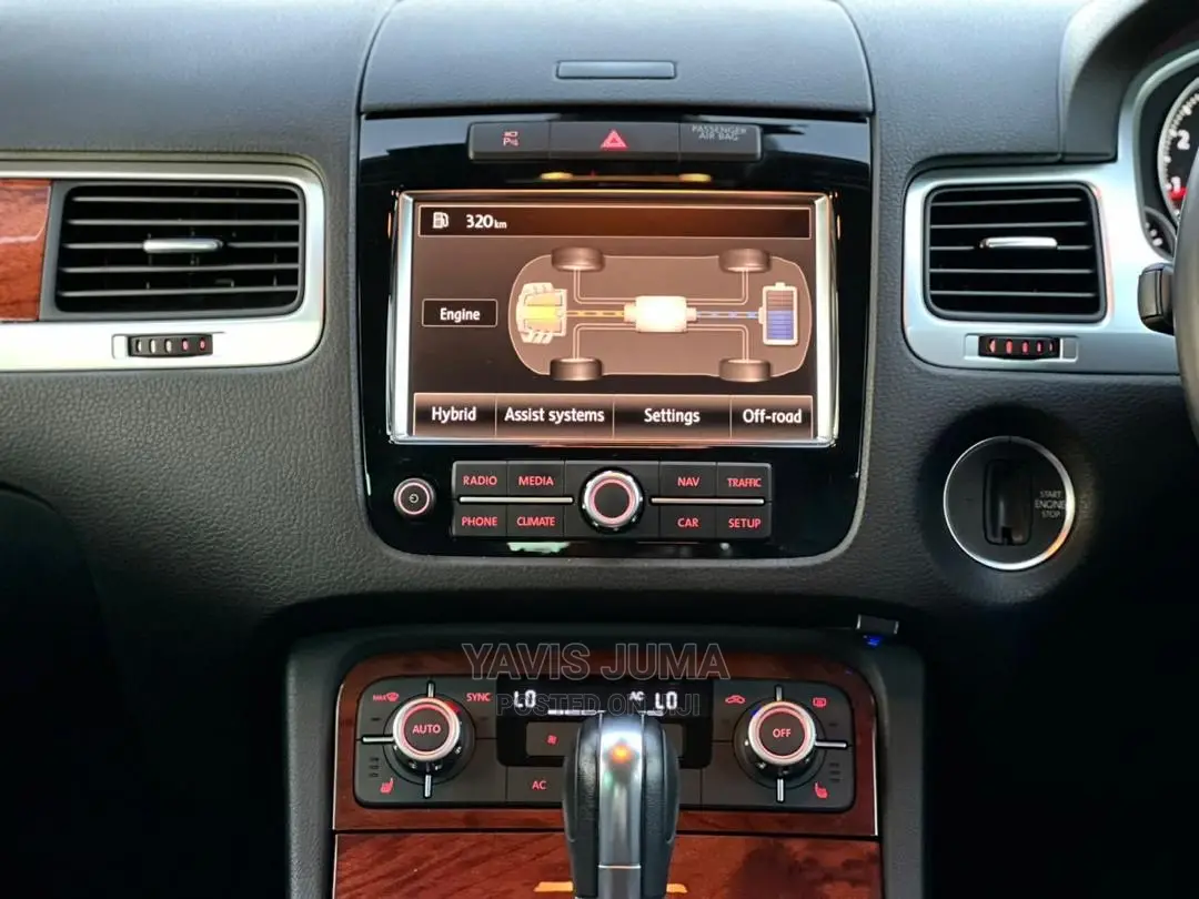 Volkswagen Touareg 2012 Black