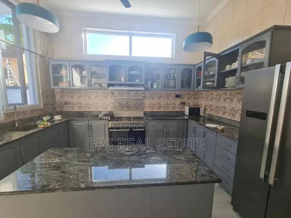 4bdrm House in Mbezi Beach, Kinondoni for Sale
