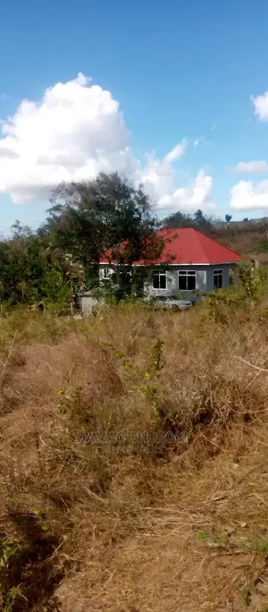 Eneo Kubwa Acre 12 Bagamoyo Mjini