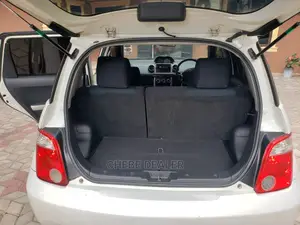 Toyota IST 2004 White