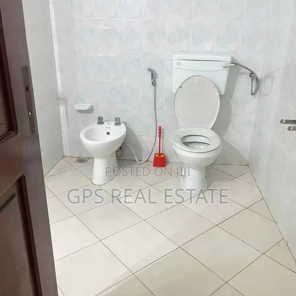4bdrm Mansion in Masaki Juu, Kinondoni for Rent