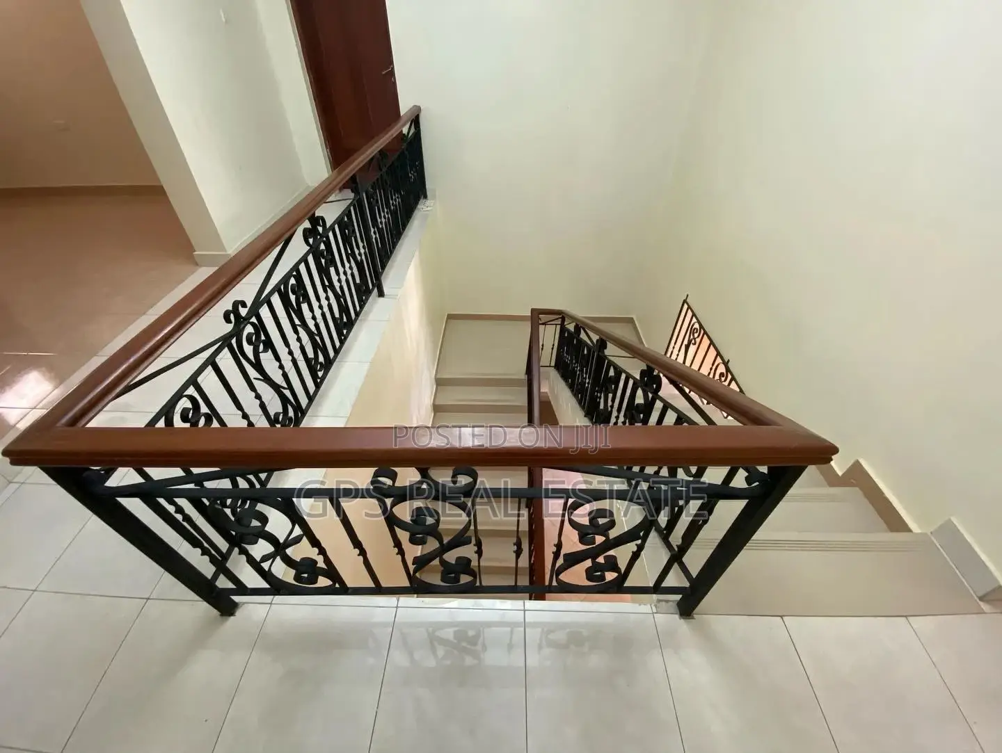 5bdrm Mansion in Mbweni Jkt, Kinondoni for Rent