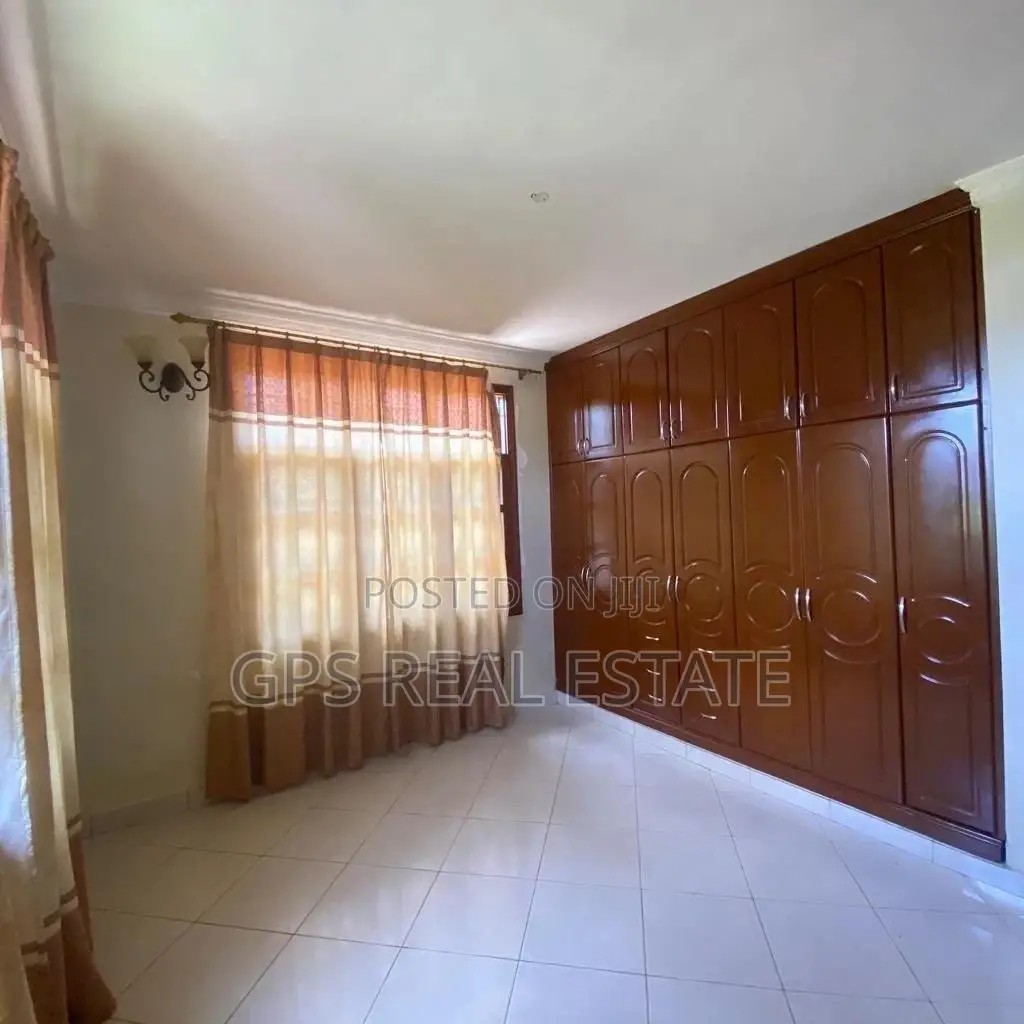 5bdrm Mansion in Mbweni Jkt, Kinondoni for Rent