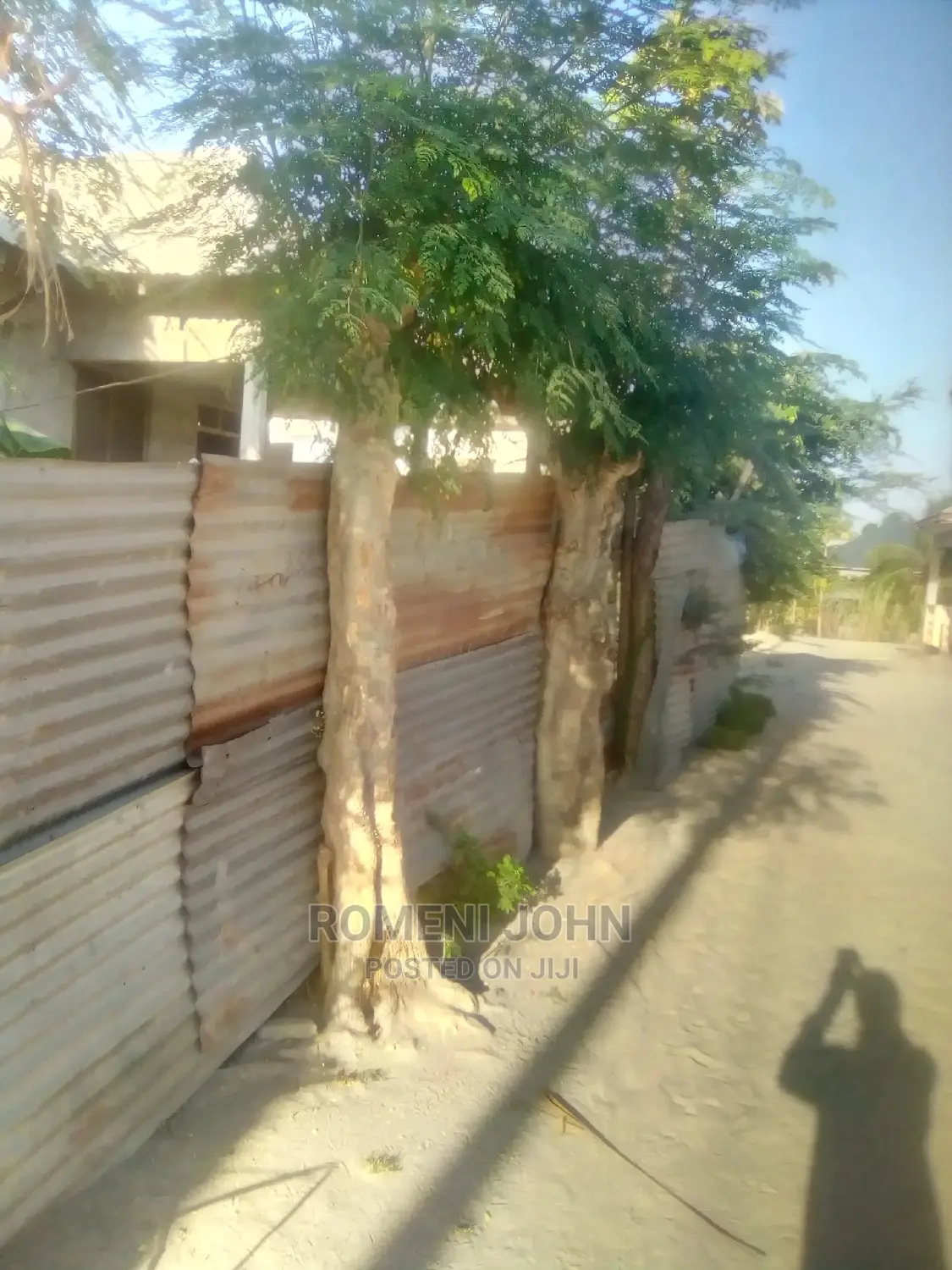 4bdrm Bungalow in Tanzania Daressalaam, Ukonga for Sale
