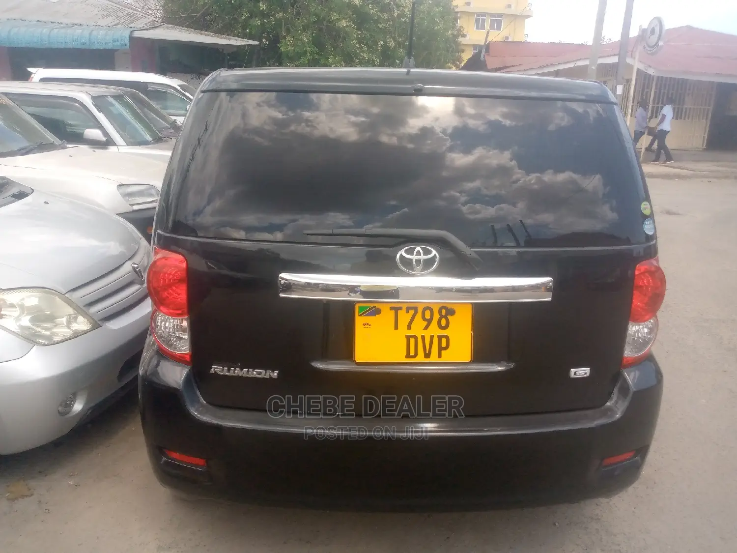 Toyota Corolla Rumion Hatchback 1.5 FWD 2009 Black