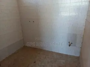 8bdrm Apartment in Madale, Kinondoni for Sale