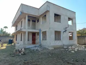 8bdrm Apartment in Madale, Kinondoni for Sale