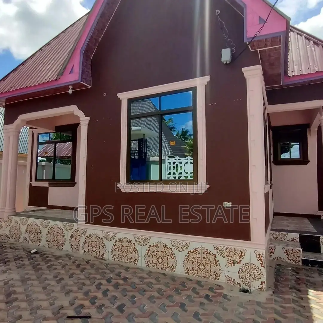 4bdrm House in Chamzi Mzamabarauni, Temeke for Sale