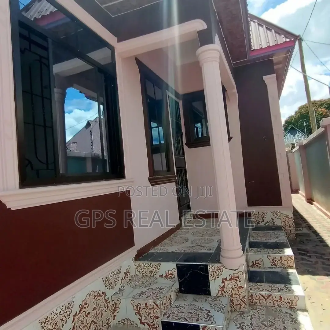 4bdrm House in Chamzi Mzamabarauni, Temeke for Sale