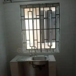6bdrm Apartment in Madale Contena, Ilala for Sale