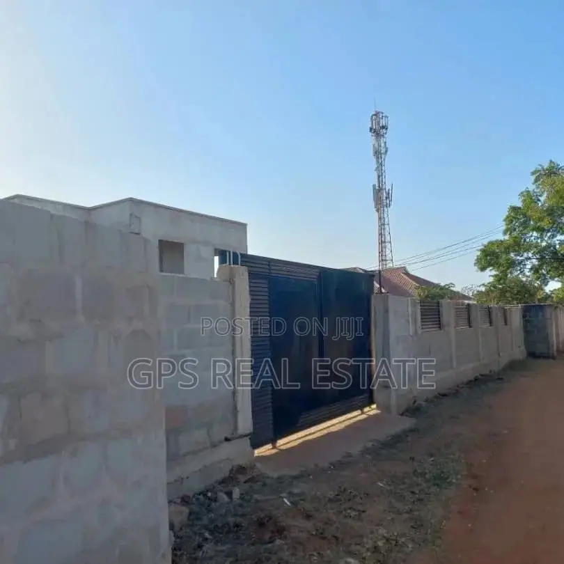 6bdrm Apartment in Madale Contena, Ilala for Sale