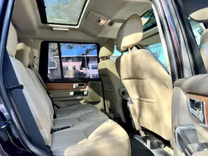 Land Rover Discovery 2016