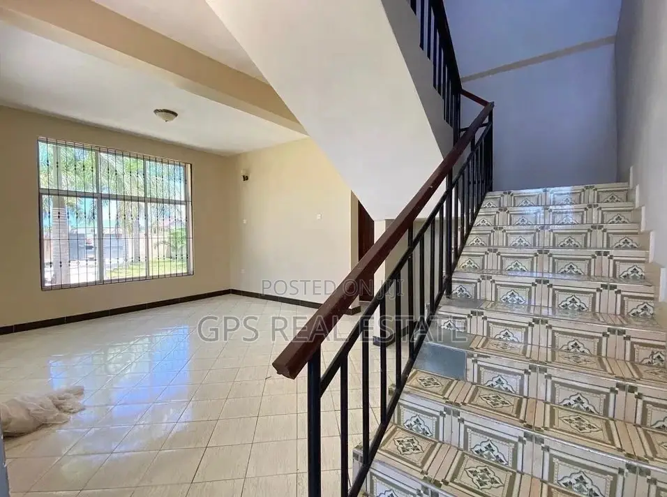5bdrm Apartment in Mbweni Jkt, Kinondoni for Rent