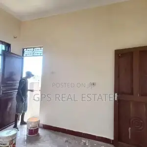3bdrm House in Makabe, Kinondoni for Sale