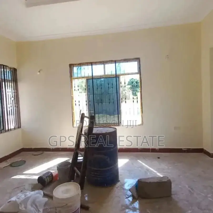 3bdrm House in Makabe, Kinondoni for Sale