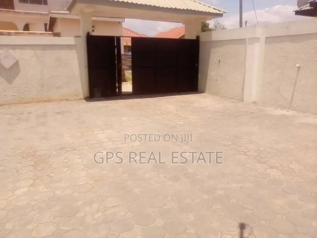 3bdrm House in Tegeta Masaiti, Kinondoni for Sale