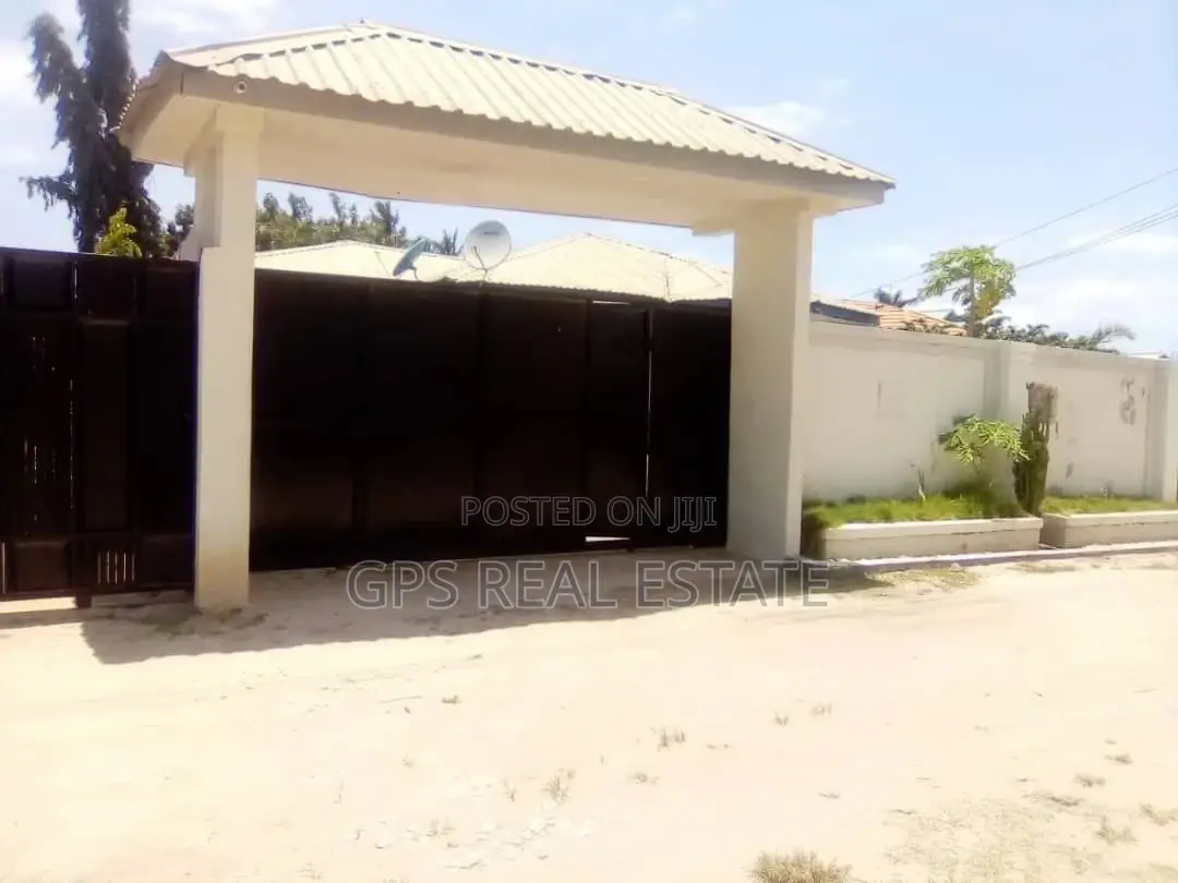 3bdrm House in Tegeta Masaiti, Kinondoni for Sale
