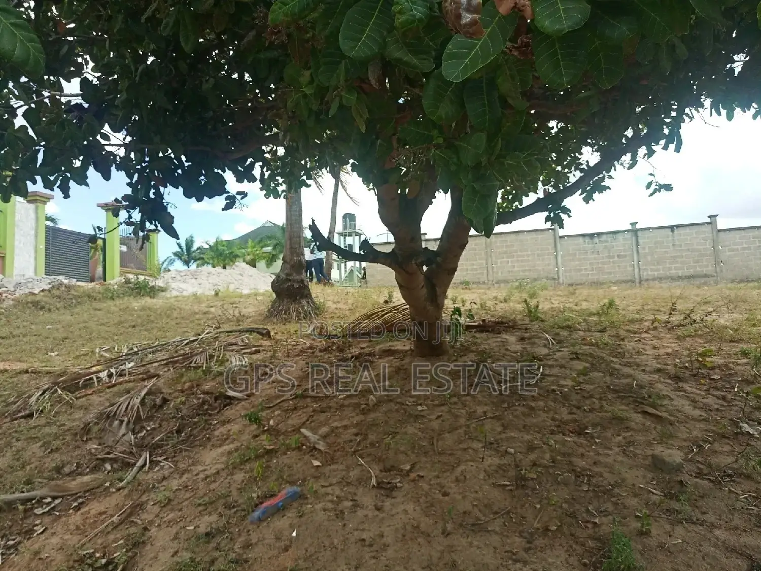 3bdrm House in Kibada, Kigamboni for Sale
