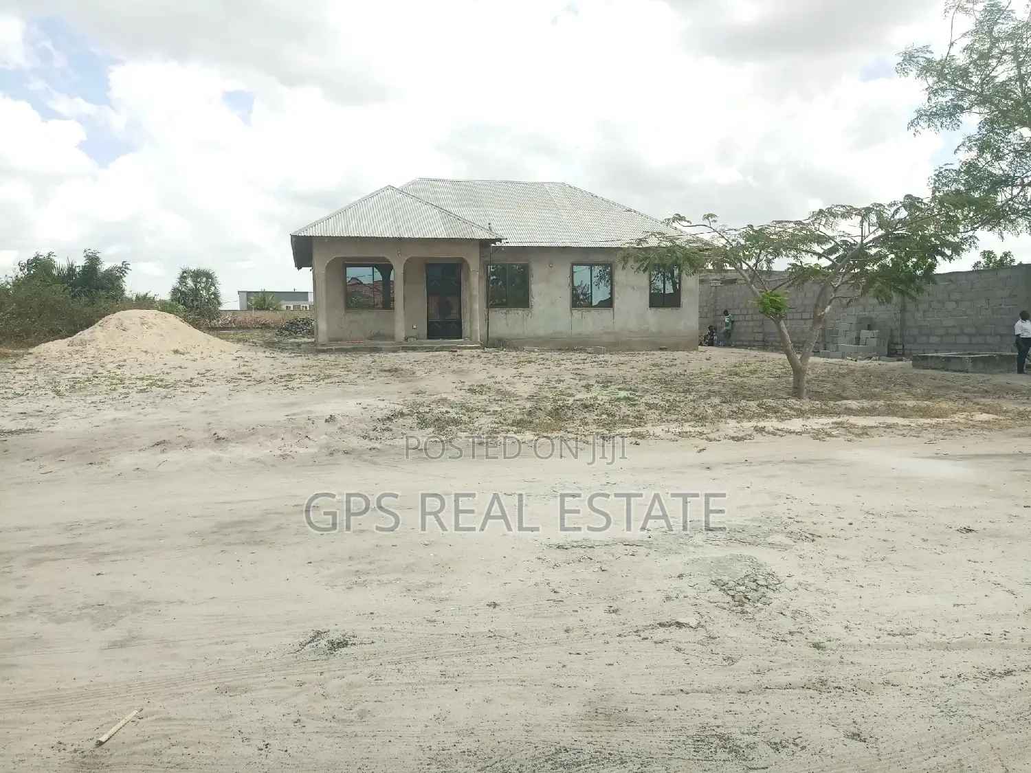3bdrm House in Kibada, Kigamboni for Sale