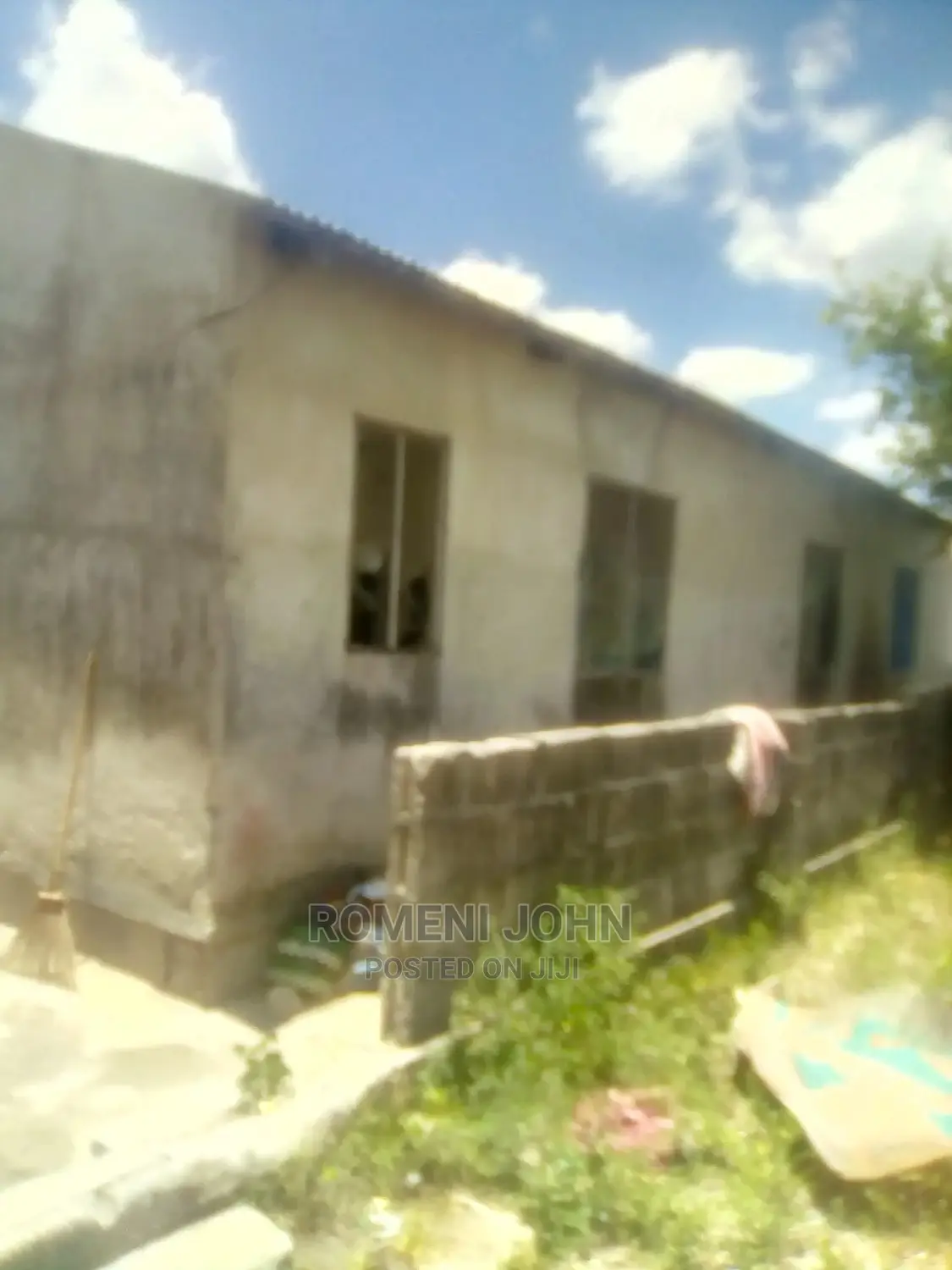 Furnished 6bdrm Bungalow in Tanzania Daressalaam, Ukonga for Sale