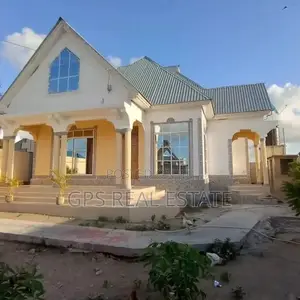 4bdrm House in Kibada, Kinondoni for Sale
