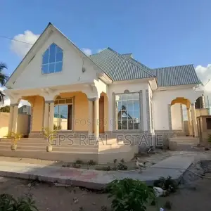 4bdrm House in Kibada, Kinondoni for Sale