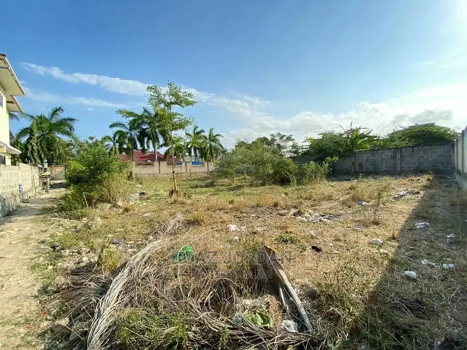 Plot for Sale at Mbez Beach