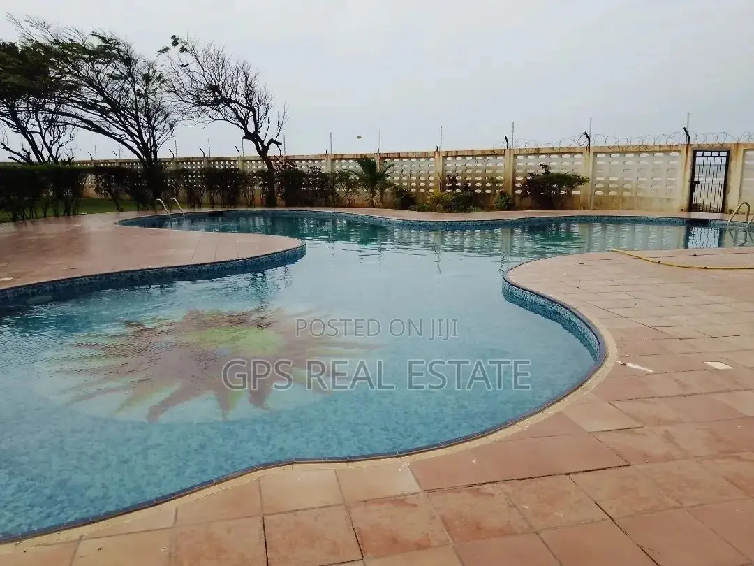 Furnished 4bdrm Apartment in Kawe Beach, Kinondoni for Sale